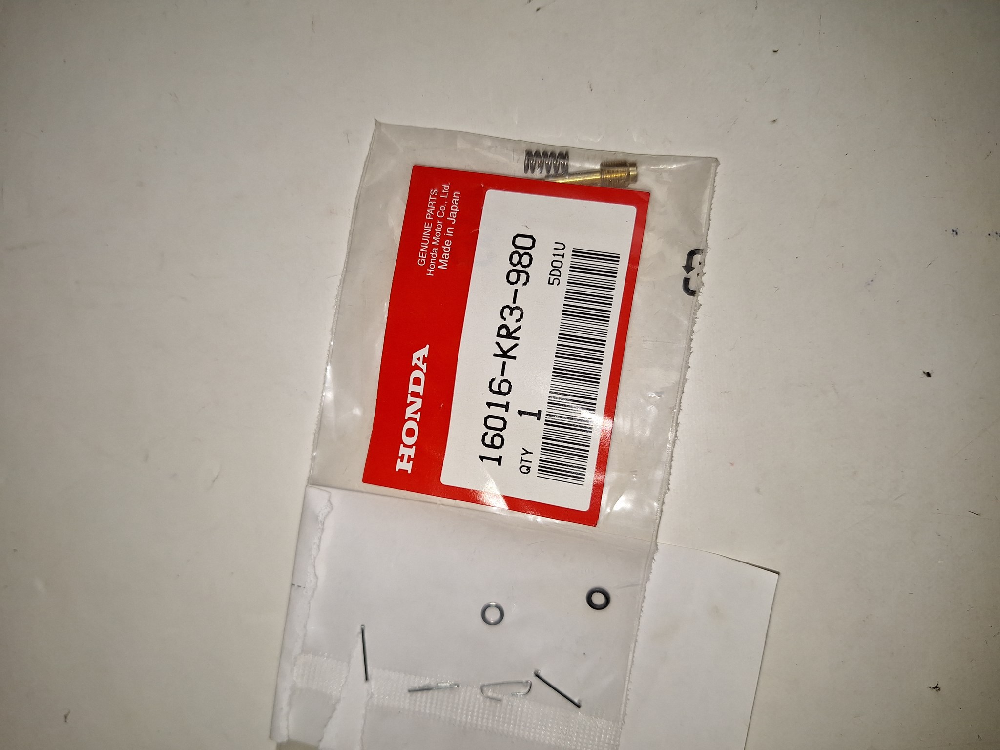 Picture of SCHRAUBENSATZ  16016-KR3-980